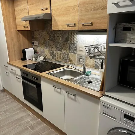 Pazmany Rest * בודפשט