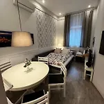 Pazmany Rest Διαμέρισμα